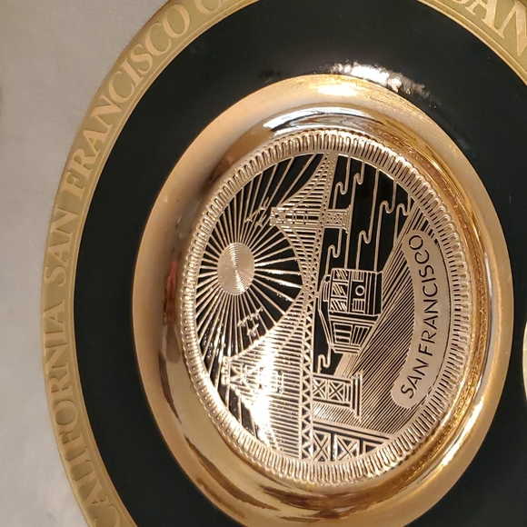 VINTAGE 24k GOLD PLATE DECORATIVE PLATE. - Picture 6 of 6